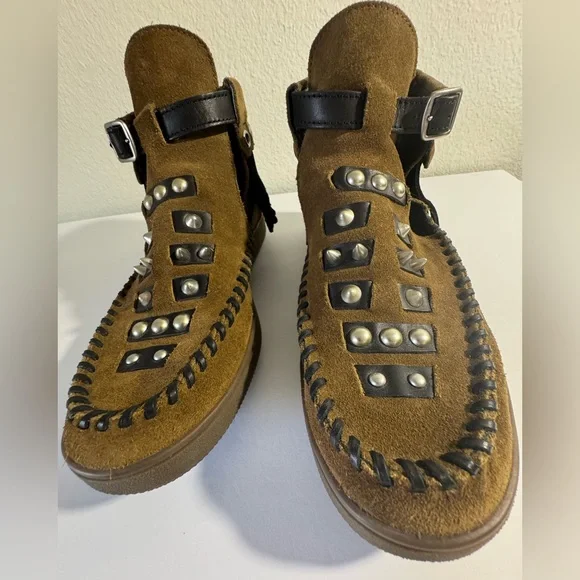 Coach Roccasin Cut Out Brown Suede Ankle Boot with Studs and Fringe - Picture 1 of 4